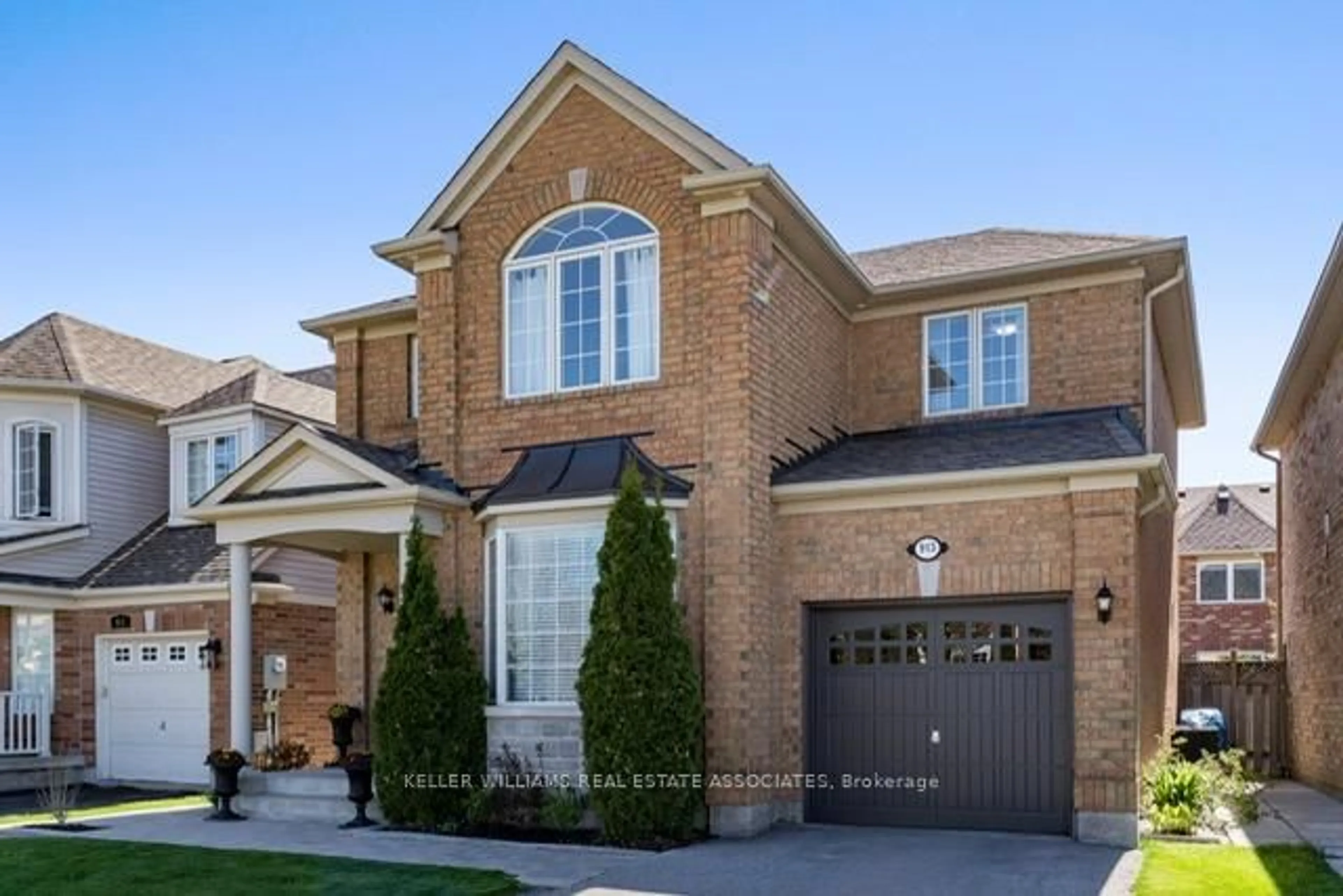 Home with brick exterior material, street for 913 Bennett Blvd, Milton Ontario L9T 6X5