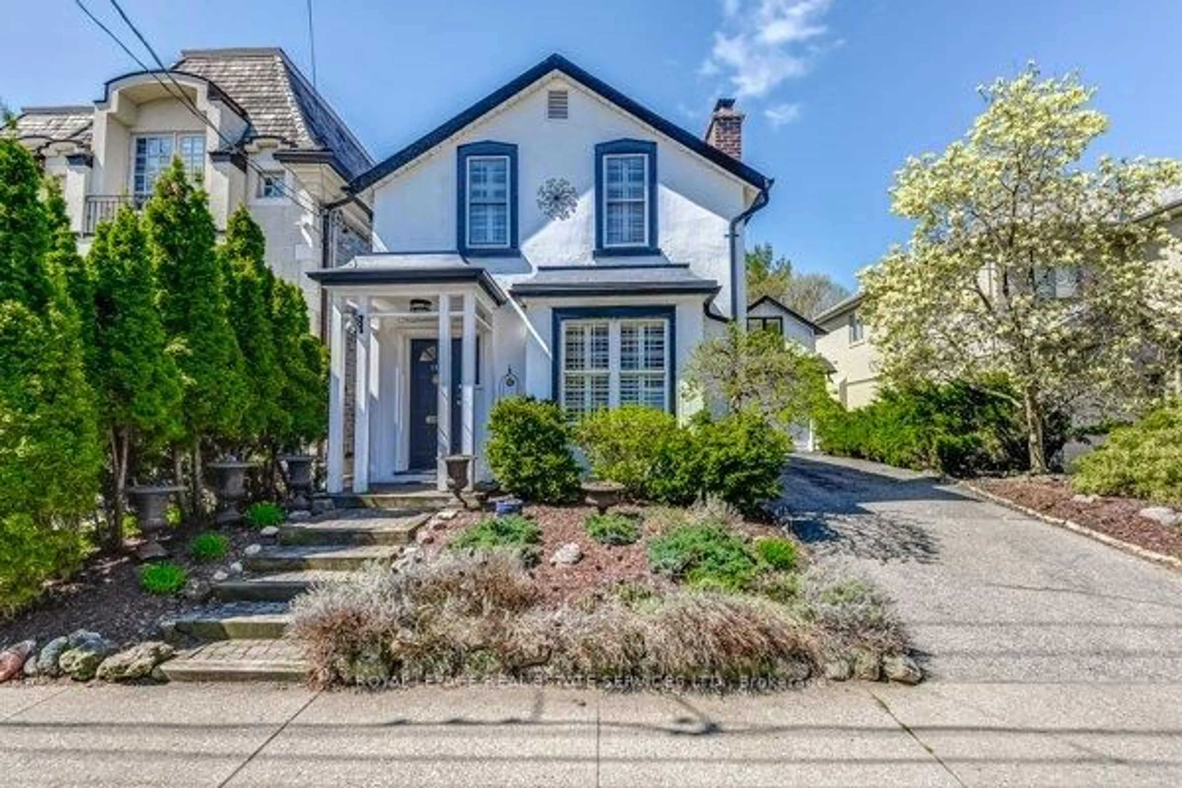 Home with brick exterior material, street for 110 Kingsway Cres, Toronto Ontario M8X 2R9