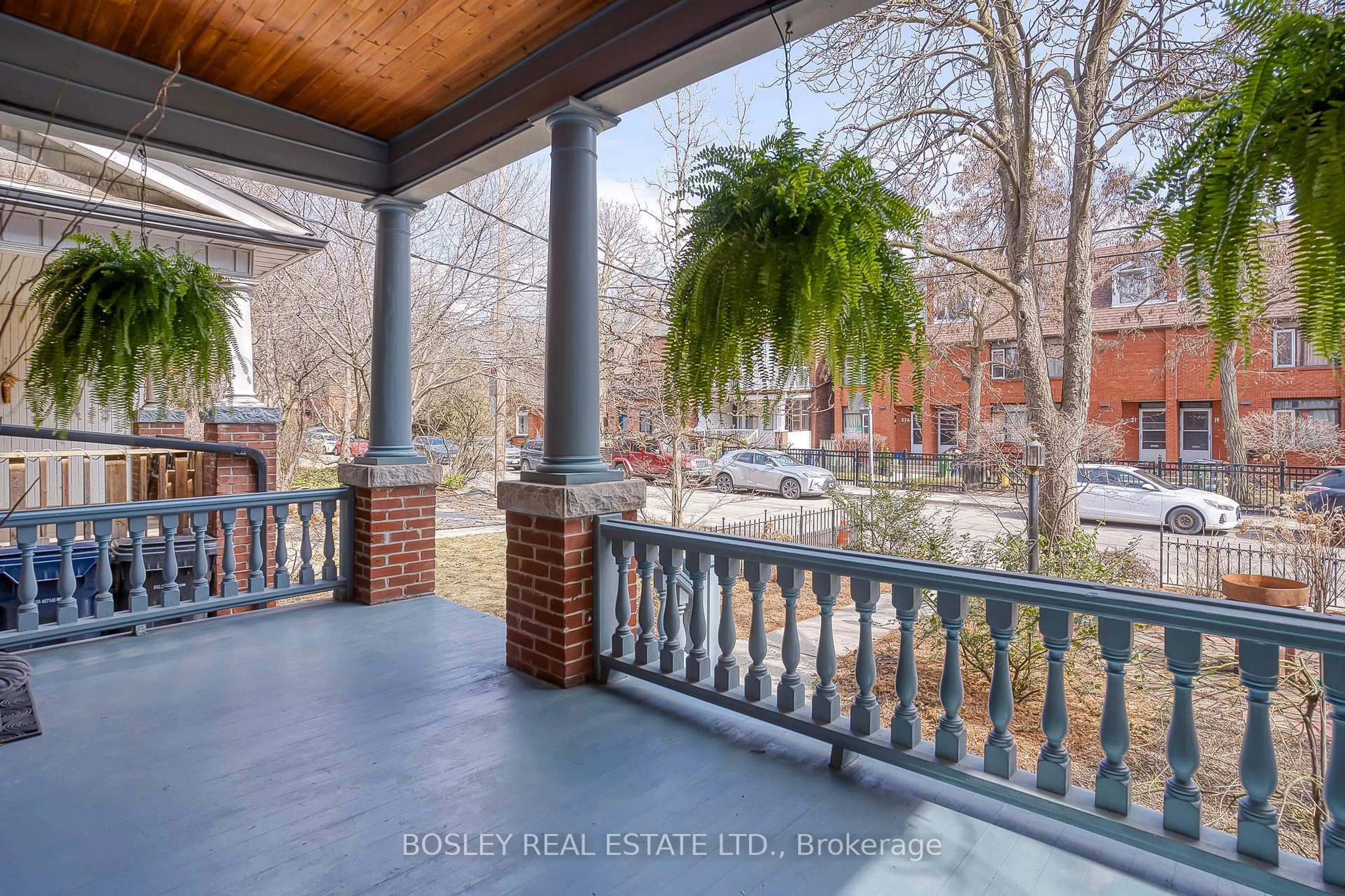 Patio, unknown for 18 Gwynne Ave, Toronto Ontario M6K 2C3