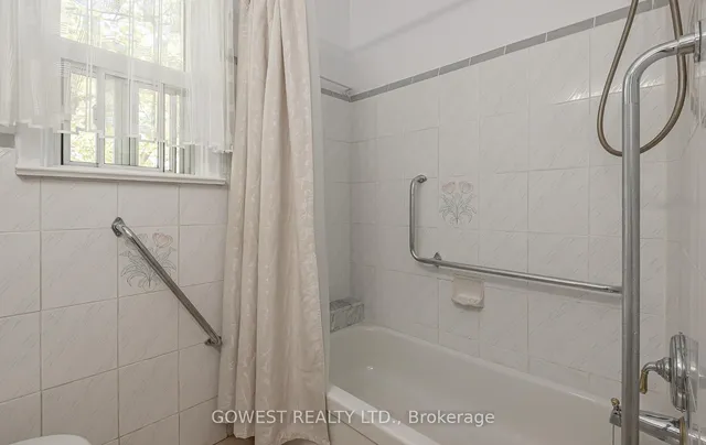 Additional property image - 118 Treeview Dr