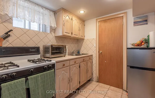 Additional property image - 118 Treeview Dr