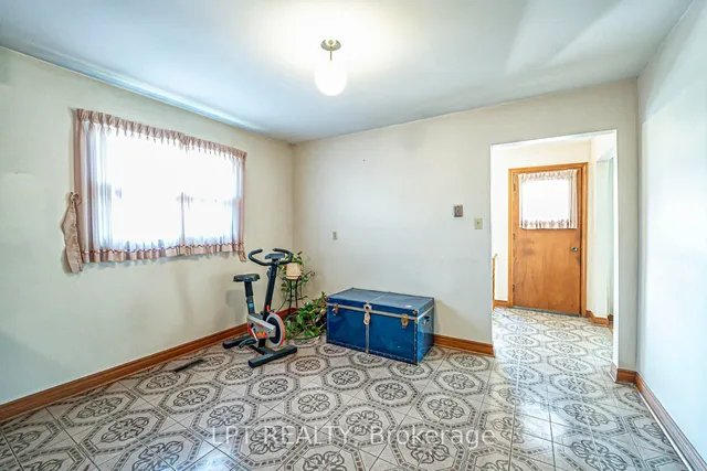 Additional property image - 71 Arthur Griffith Dr
