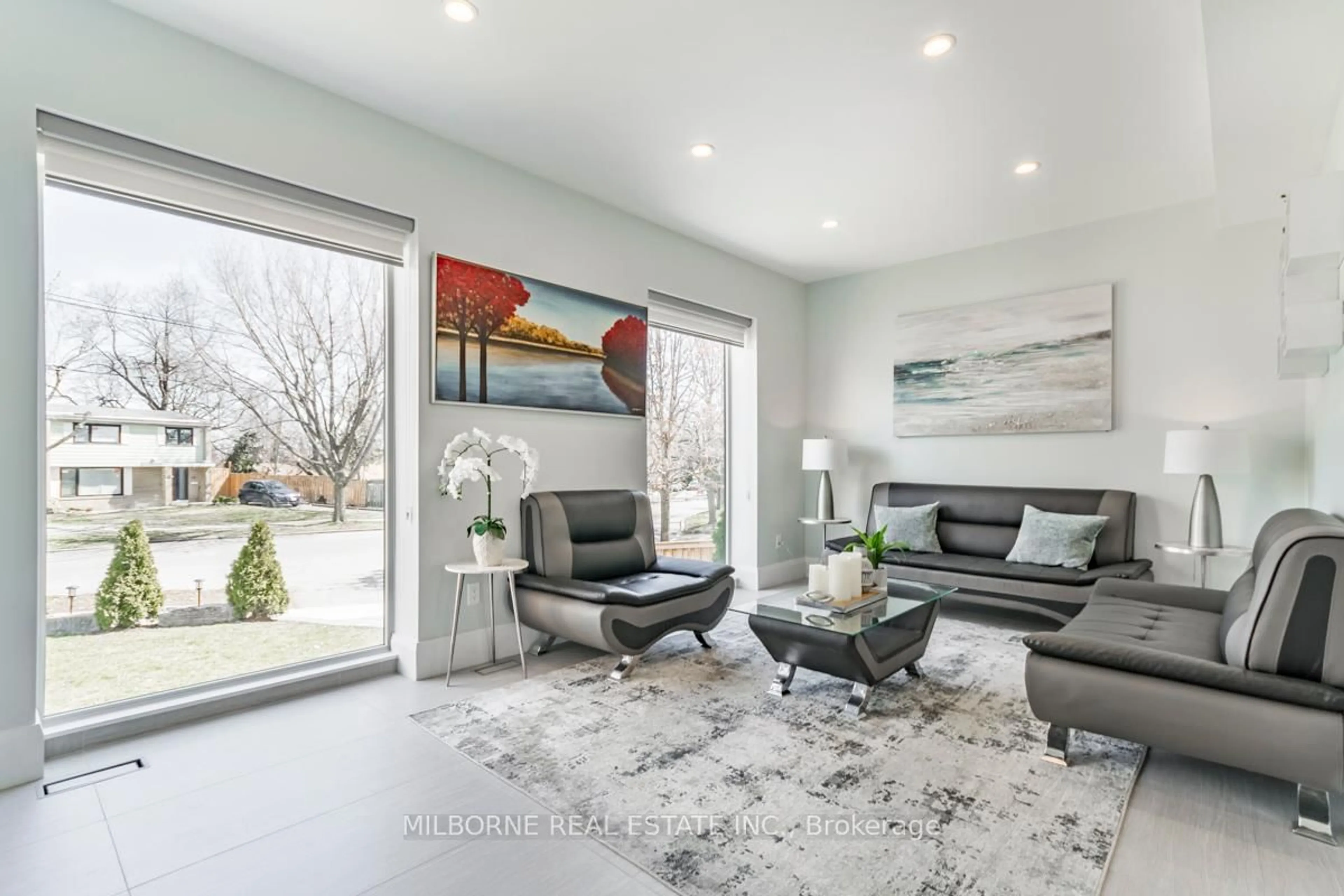 Living room with furniture, unknown for 46 Ashfield Dr, Toronto Ontario M9C 4T9