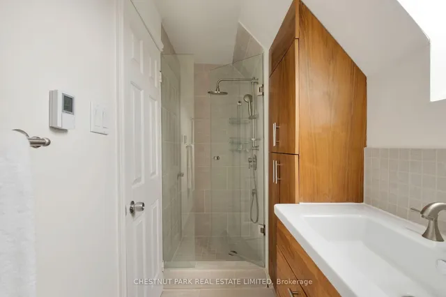 Additional property image - 40 Cowan Ave