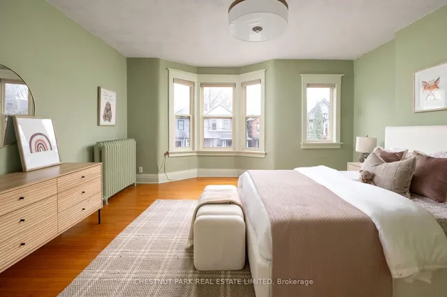 Additional property image - 40 Cowan Ave
