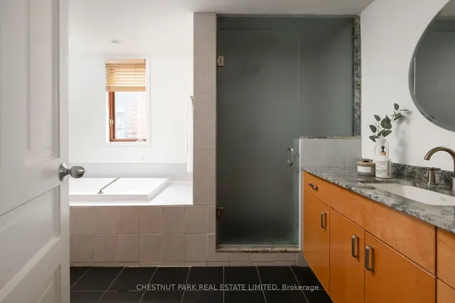 Additional property image - 40 Cowan Ave