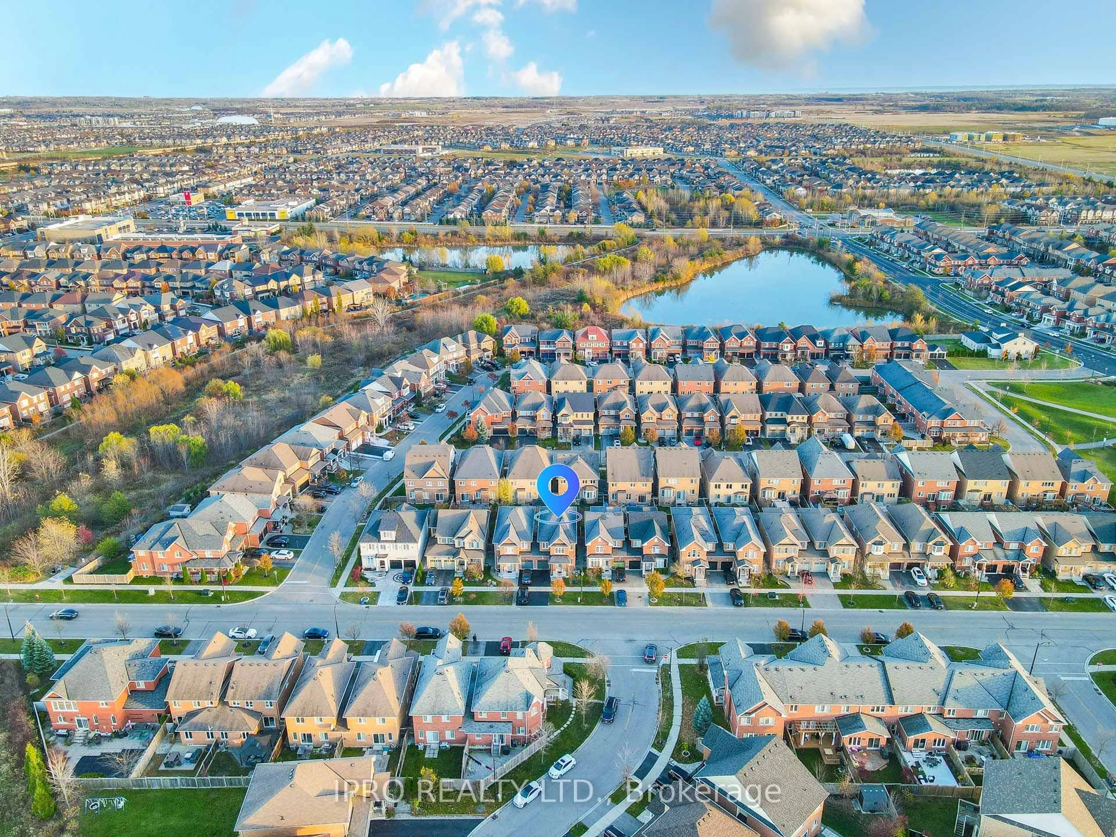A pic from outside/outdoor area/front of a property/back of a property/a pic from drone, street for 346 Landsborough Ave, Milton Ontario L9T 7Y7