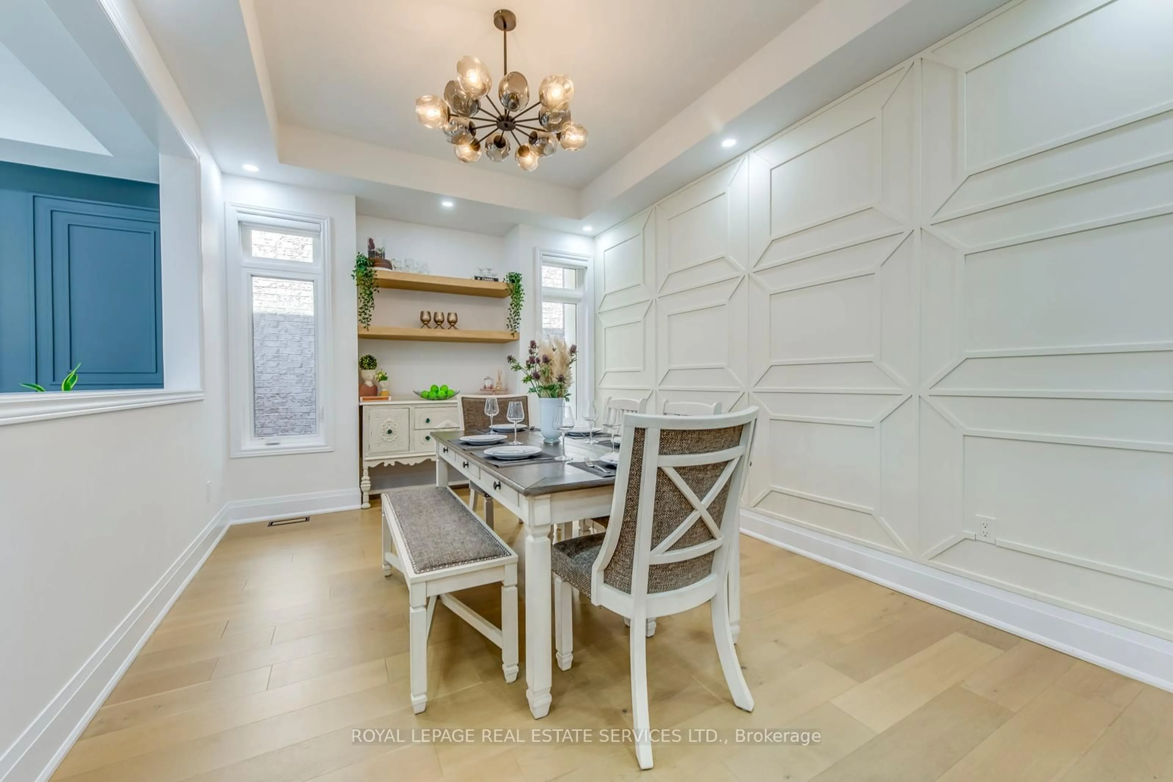 Dining room, unknown for 3450 Post Rd Rd, Oakville Ontario L6H 0Y9