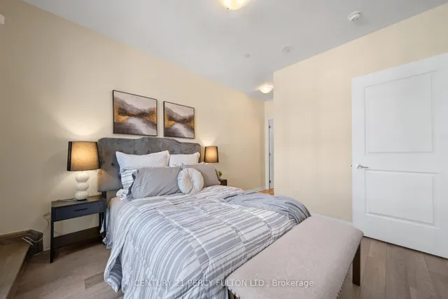 Additional property image - 5033 Four Springs Ave Unit 119