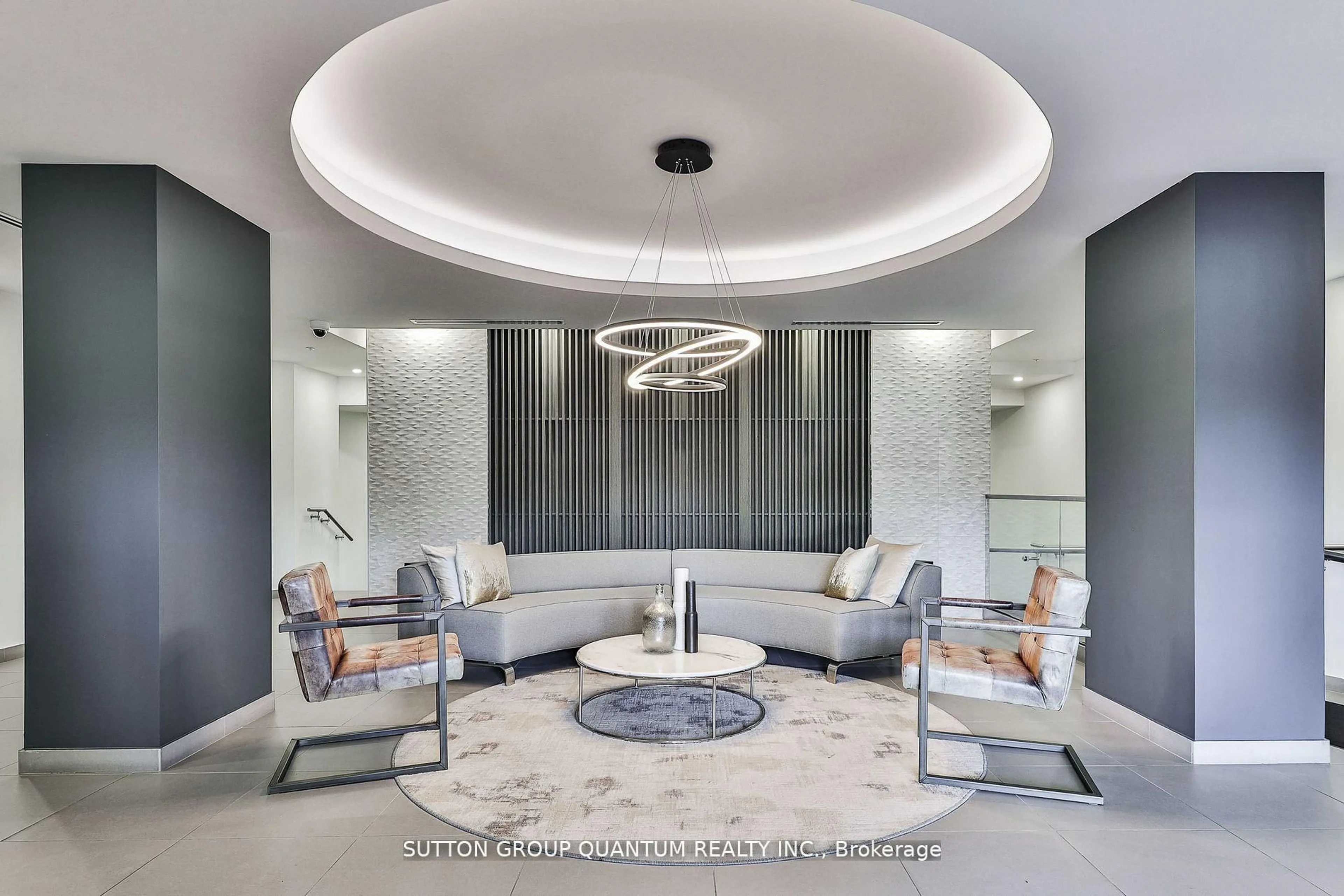 Lobby for 457 Plains Rd #418, Burlington Ontario L7T 0B8