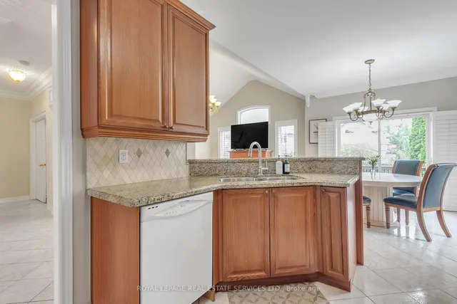 Additional property image - 2444 Salcome Dr