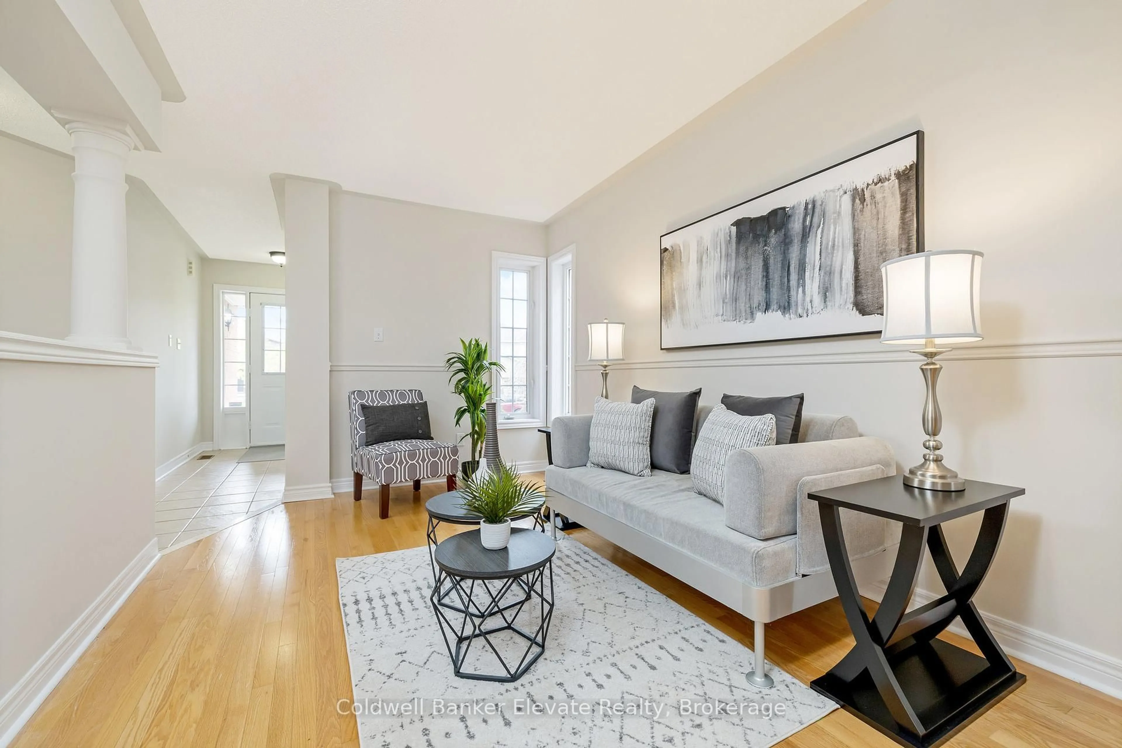 Living room with furniture, unknown for 209 Eaton St, Halton Hills Ontario L7G 5Y2