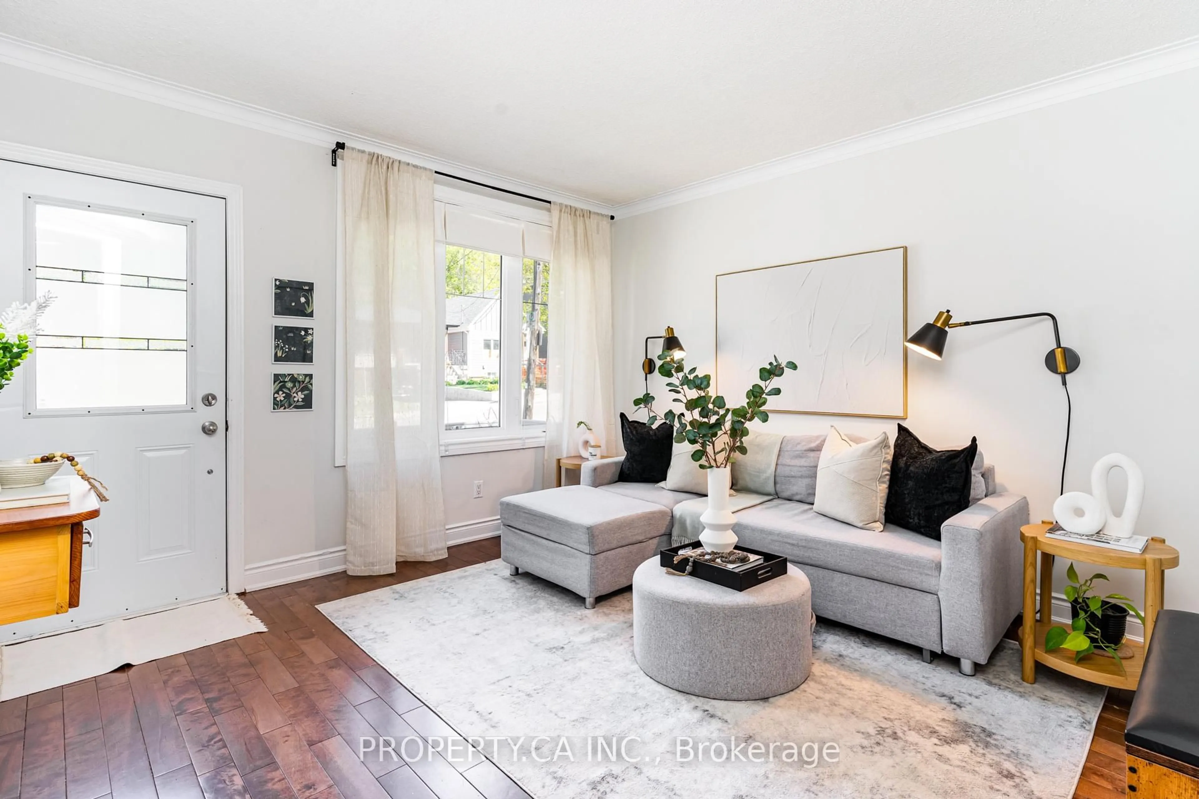 Living room with furniture, unknown for 69 Jasper Ave, Toronto Ontario M6N 2N2