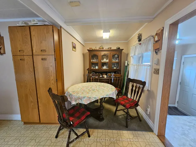 Additional property image - 3099 Merritt Ave