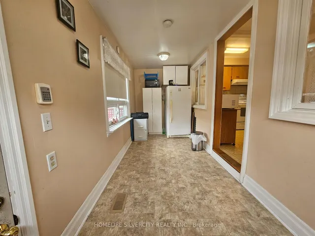 Additional property image - 3099 Merritt Ave