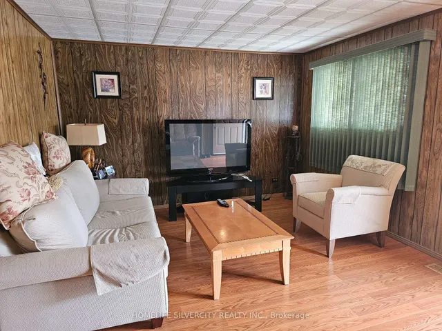 Additional property image - 3099 Merritt Ave