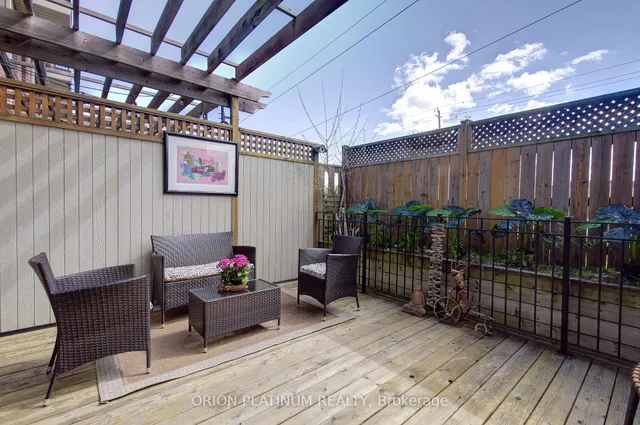 Additional property image - 1812 Burnhamthorpe Rd Unit 94
