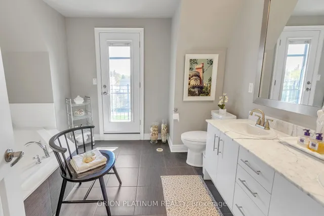 Additional property image - 1812 Burnhamthorpe Rd Unit 94