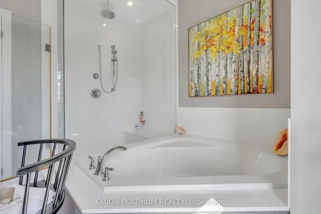 Additional property image - 1812 Burnhamthorpe Rd Unit 94