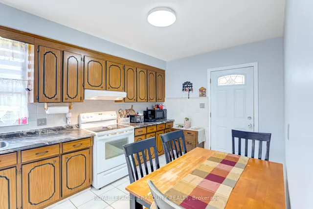 Additional property image - 532 Silverthorn Ave