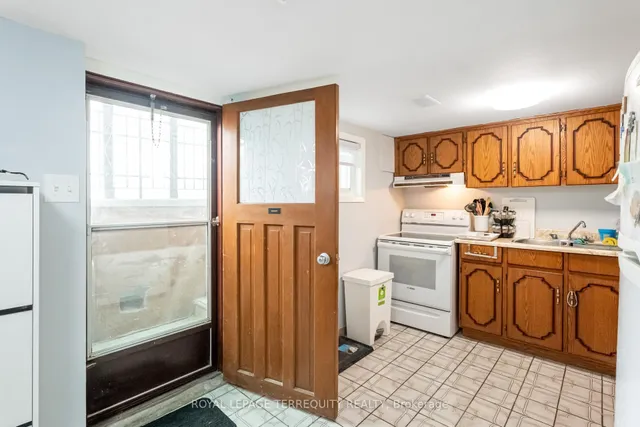 Additional property image - 532 Silverthorn Ave