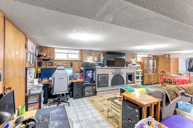Additional property image - 532 Silverthorn Ave