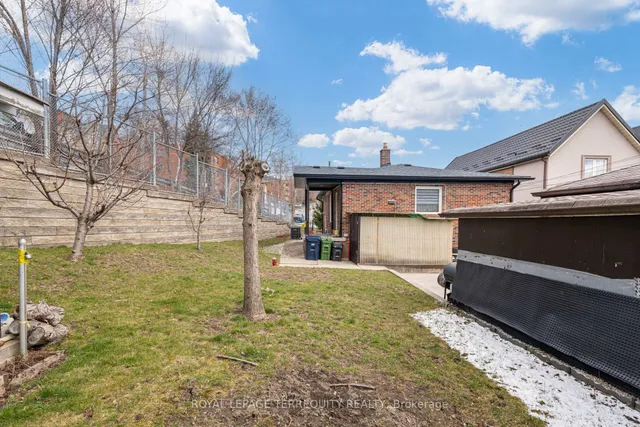 Additional property image - 532 Silverthorn Ave