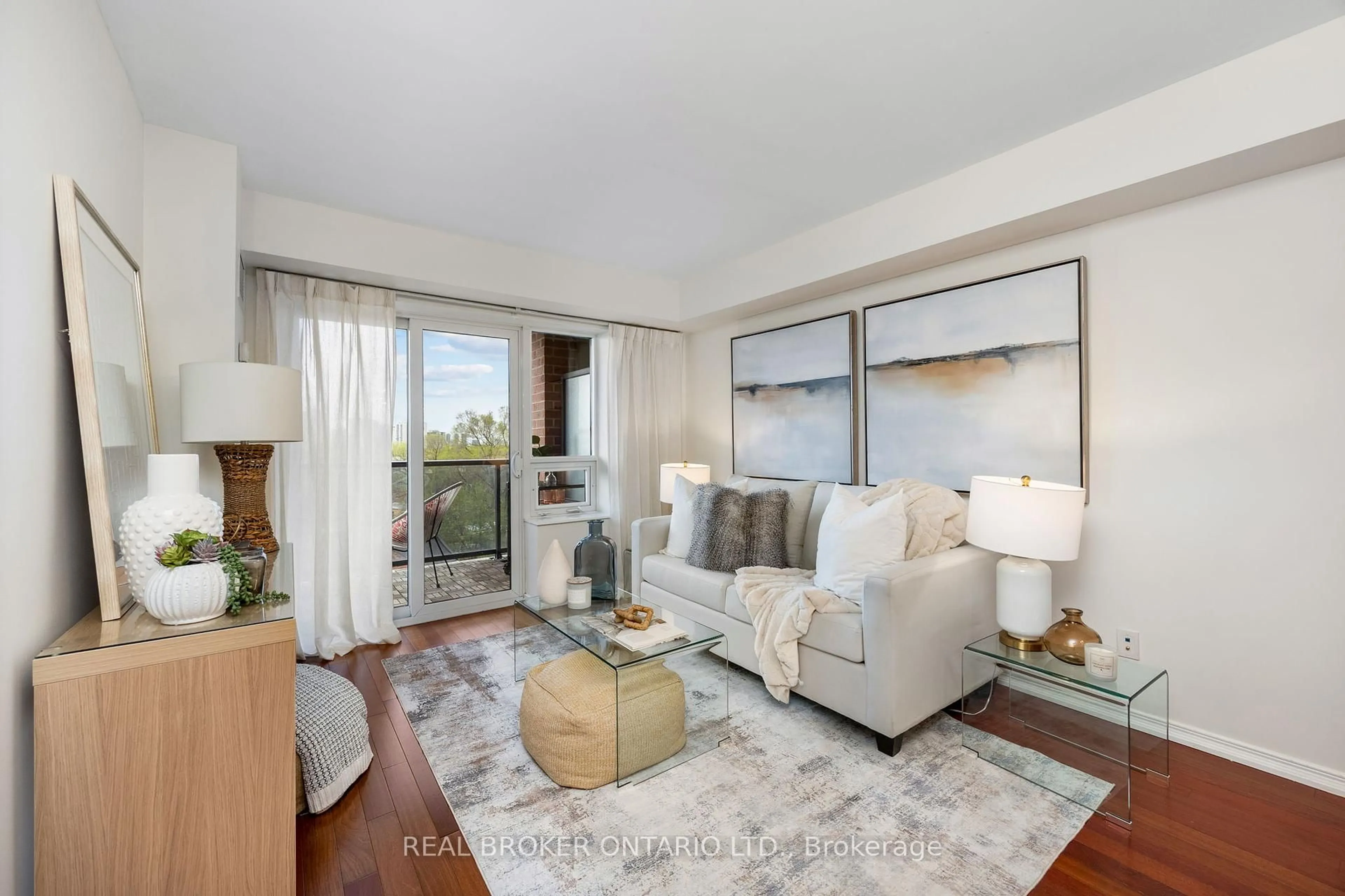 Living room with furniture, unknown for 61 Heintzman St #718, Toronto Ontario M6P 5A2