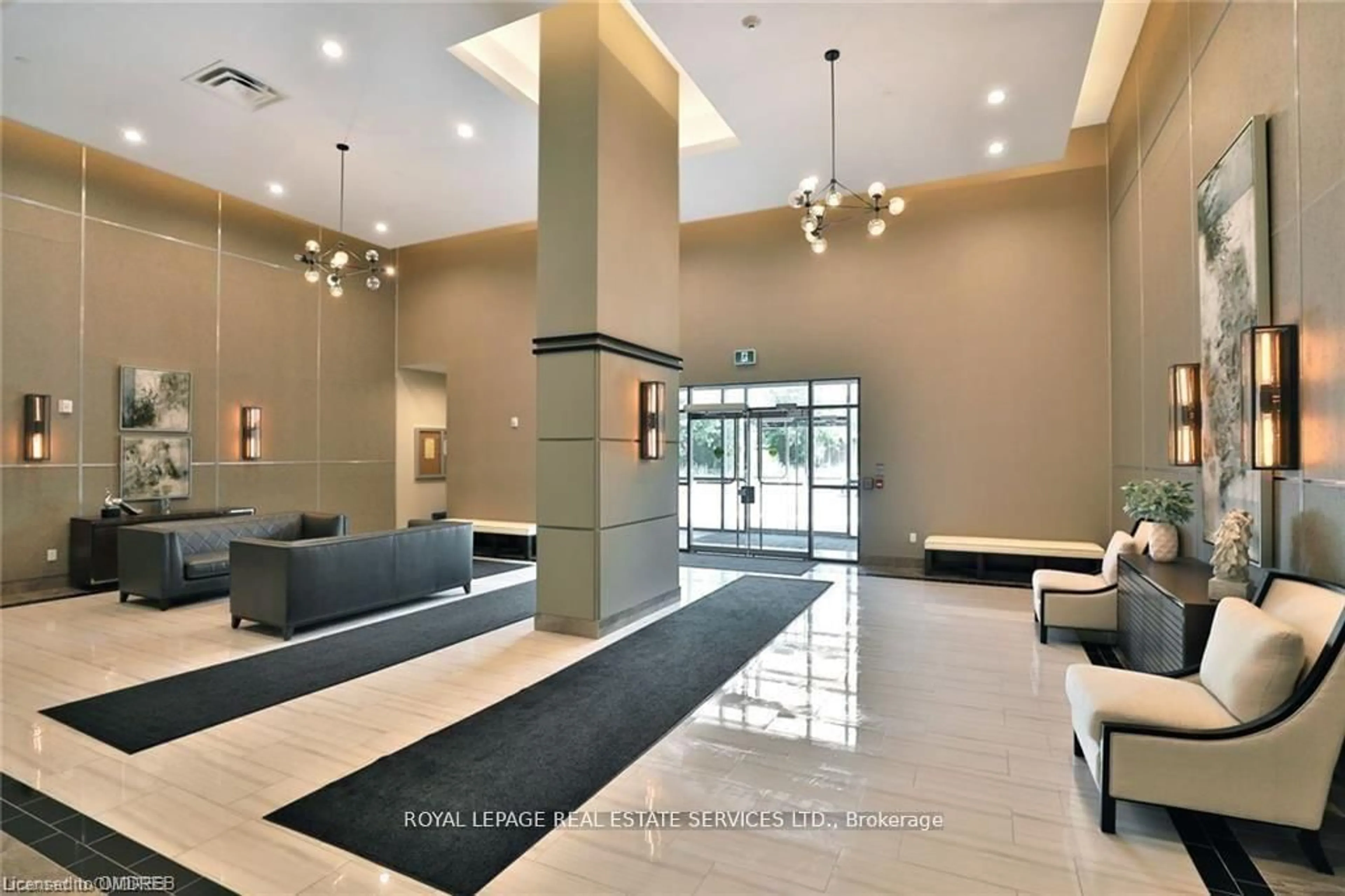 Lobby for 2486 Old Bronte Rd #809, Oakville Ontario L6M 4J2
