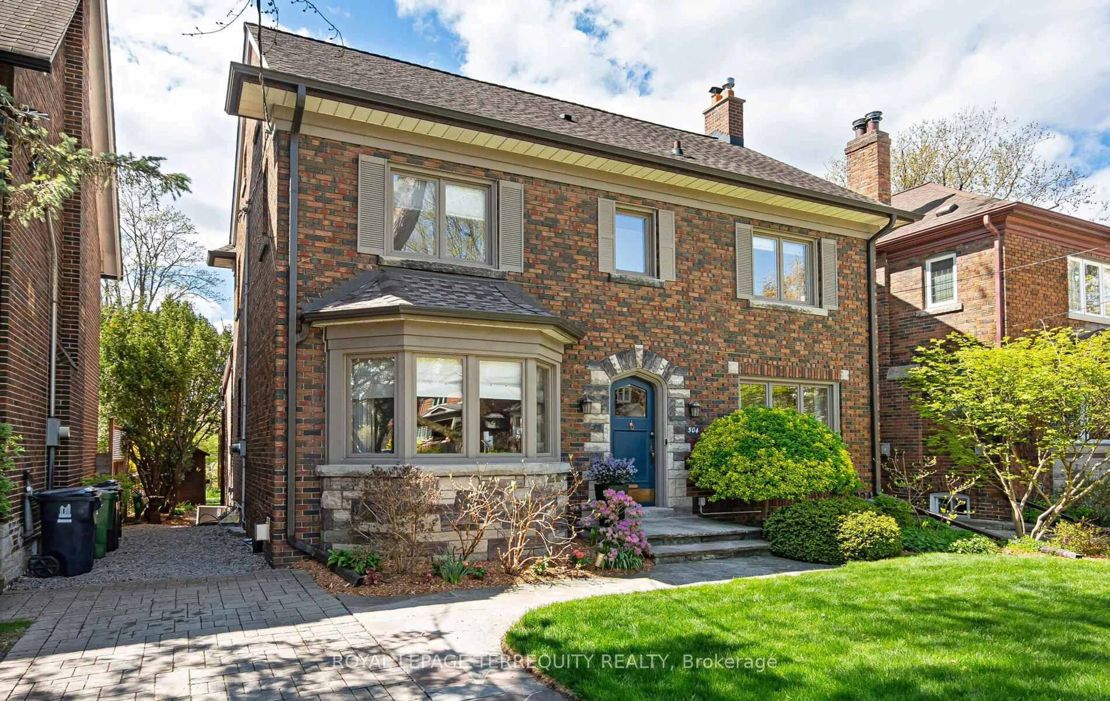 Home with brick exterior material, street for 504 Riverside Dr, Toronto Ontario M6S 4B5