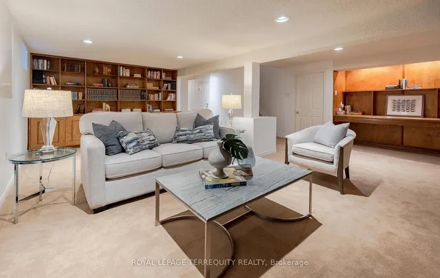 Additional property image - 504 Riverside Dr