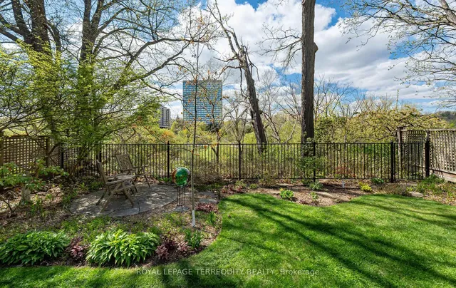 Additional property image - 504 Riverside Dr