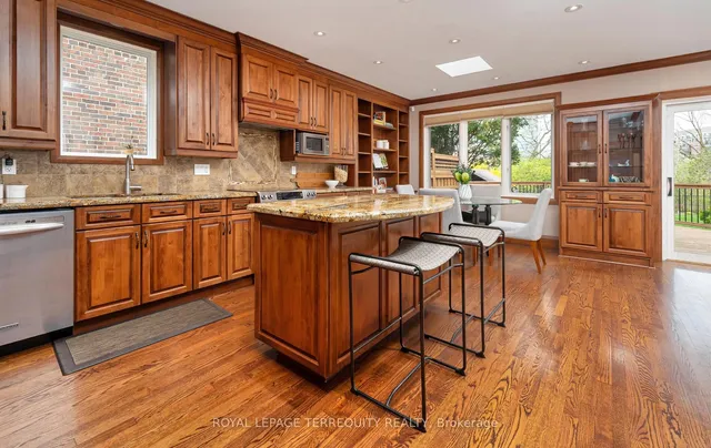 Additional property image - 504 Riverside Dr