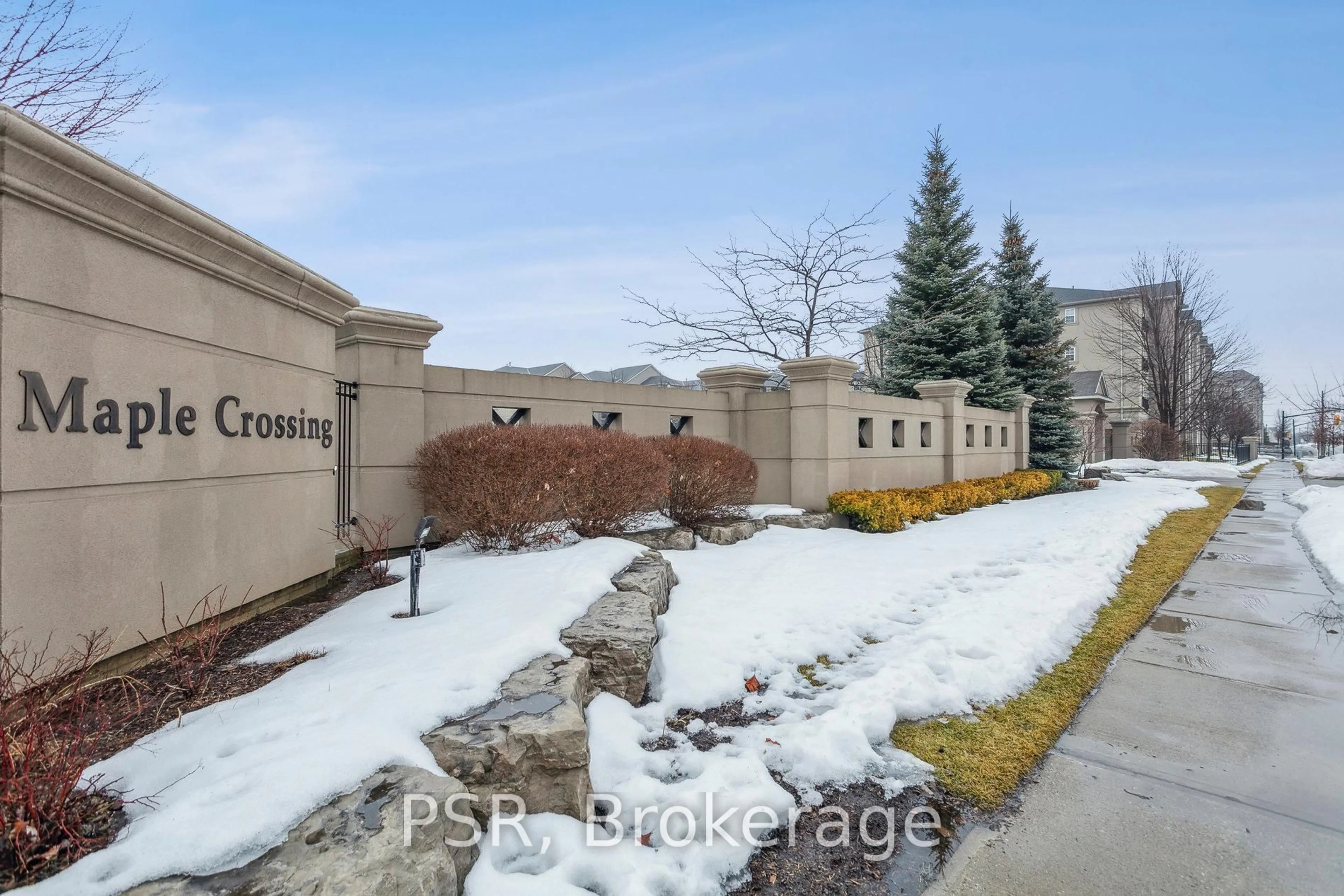 Patio, street for 1487 Maple Ave #307, Milton Ontario L9T 0B7