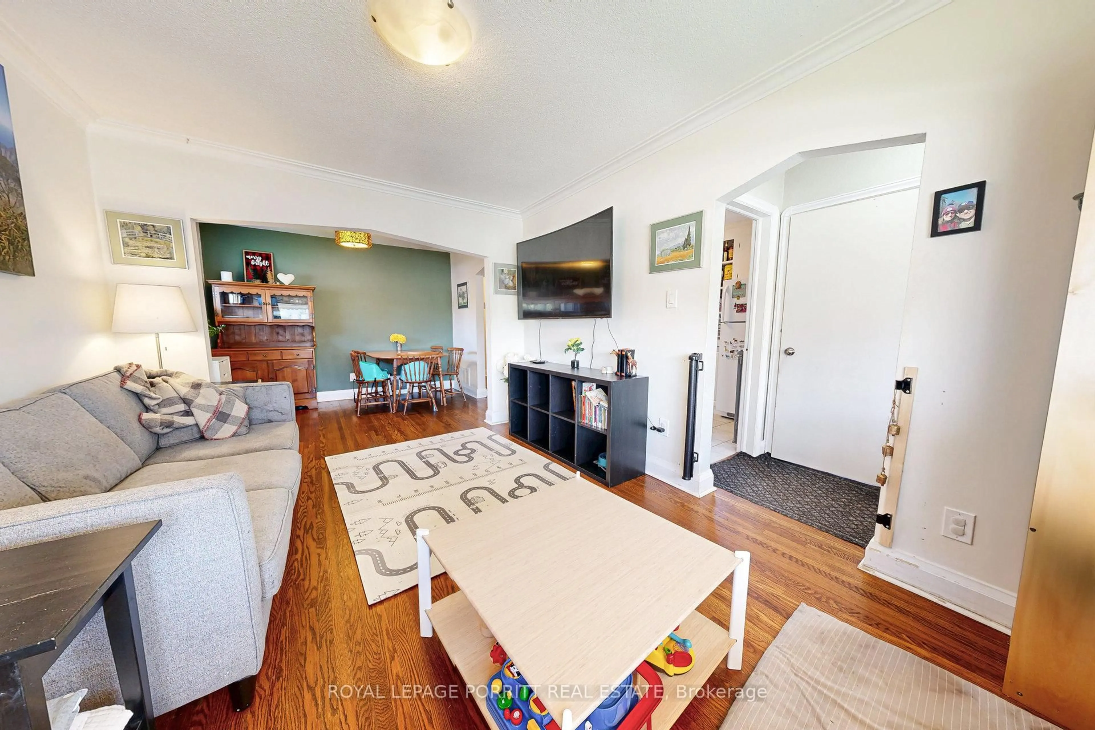 Open concept kitchen, unknown for 217 Alderbrae Ave, Toronto Ontario M8W 4K4