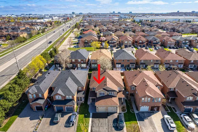 Additional property image - 5927 Stonebriar Cres