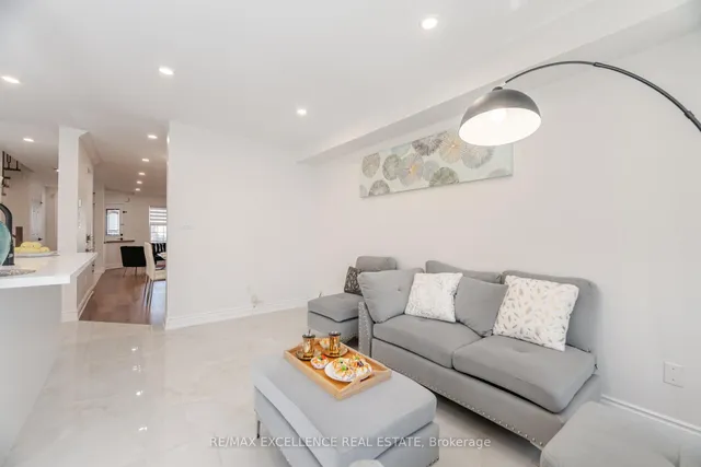 Additional property image - 5927 Stonebriar Cres