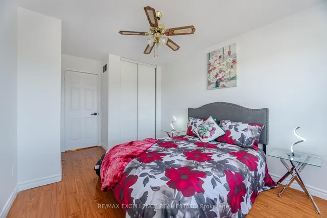 Additional property image - 5927 Stonebriar Cres