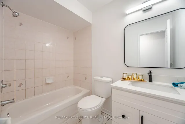 Additional property image - 5927 Stonebriar Cres