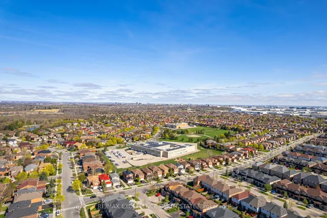 Additional property image - 5927 Stonebriar Cres