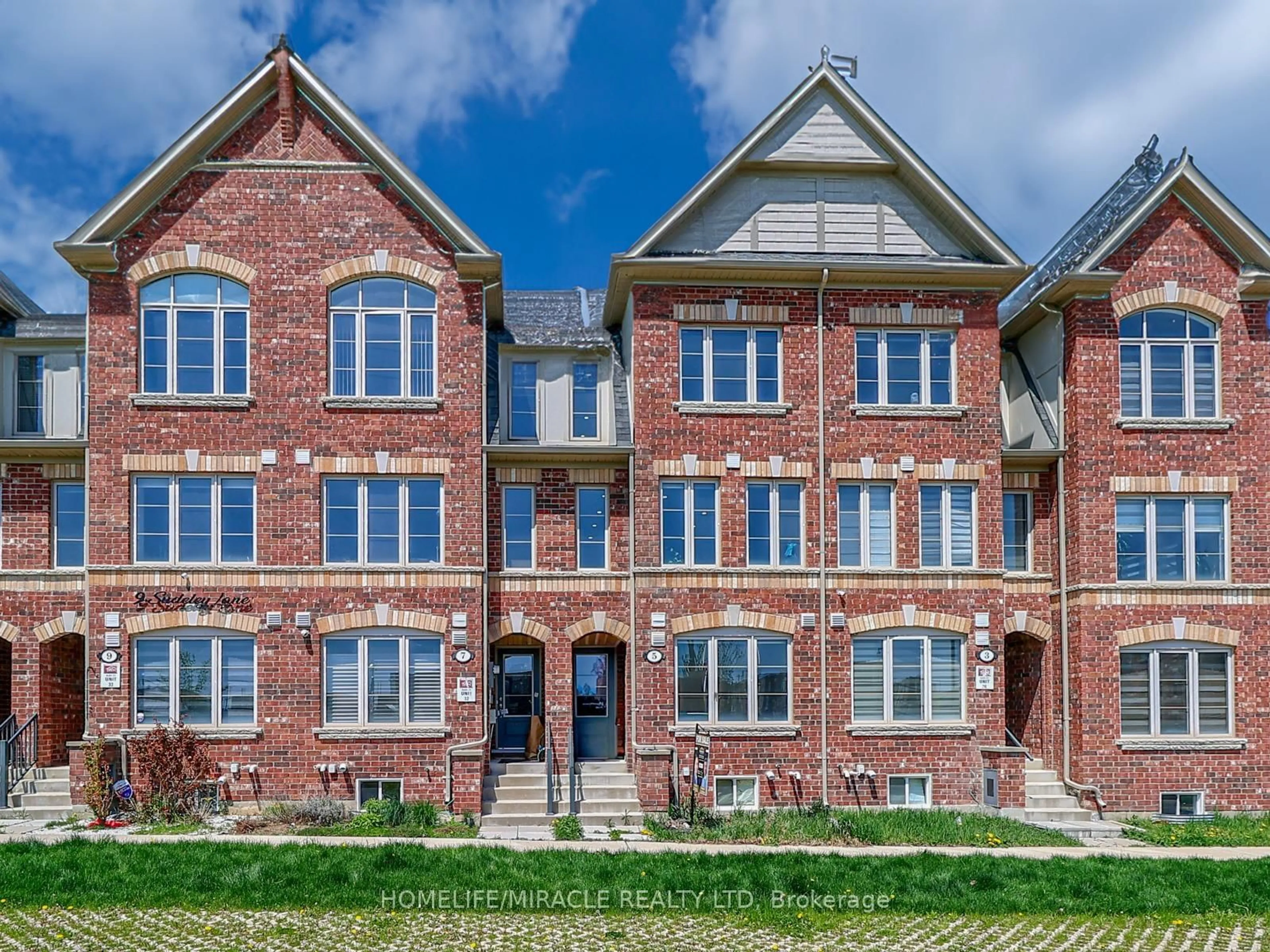 Home with brick exterior material, street for 5 Sudeley Lane, Brampton Ontario L7A 4Z7