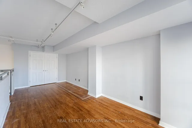 Additional property image - 300 Manitoba St Unit 102
