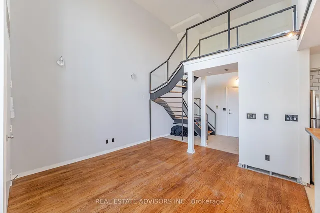 Additional property image - 300 Manitoba St Unit 102