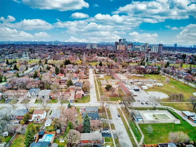 Primary image of 44 Burnelm Dr