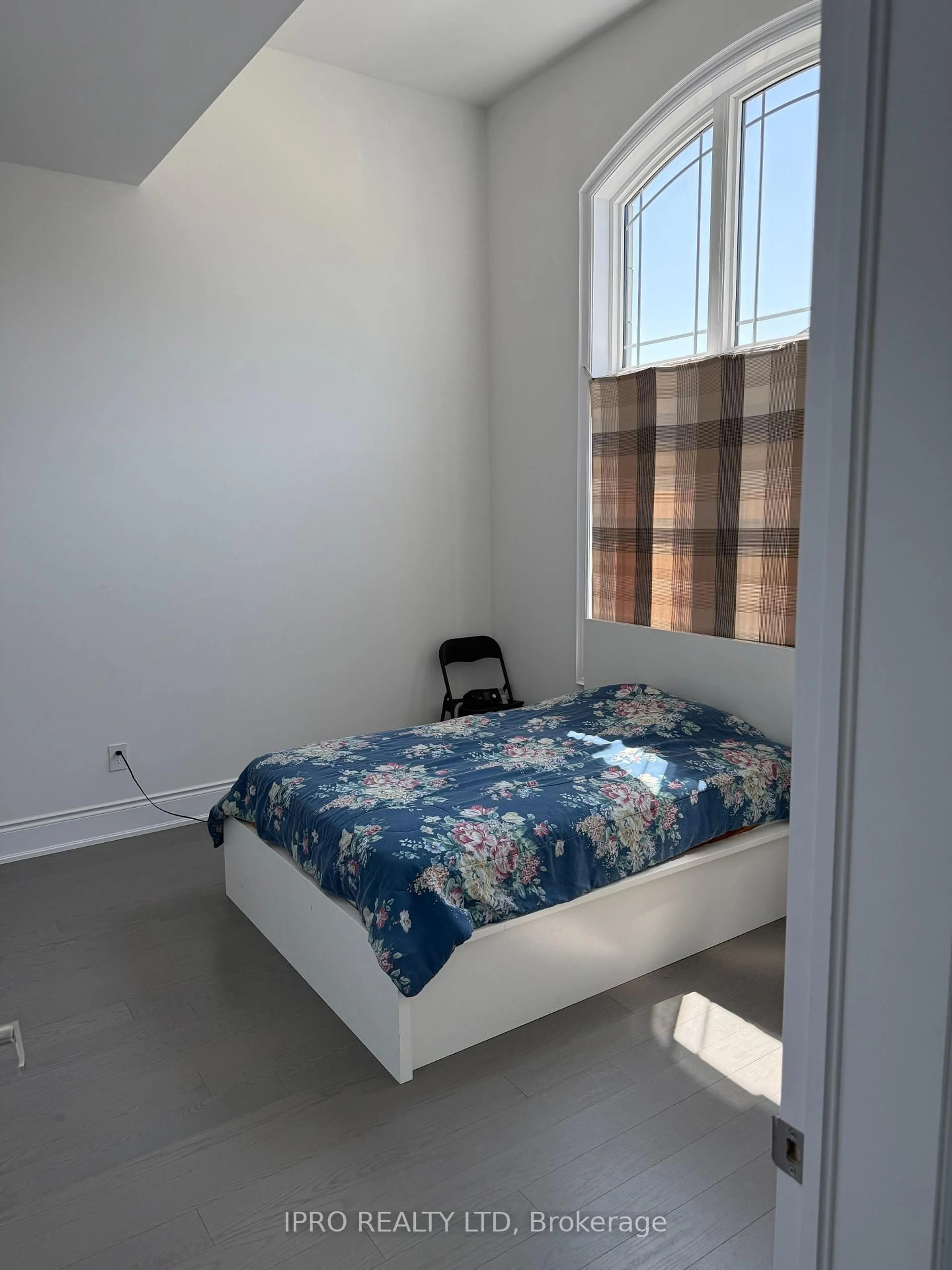 A pic of a room for 59 Raspberry Ridge Ave, Caledon Ontario L7C 4N1