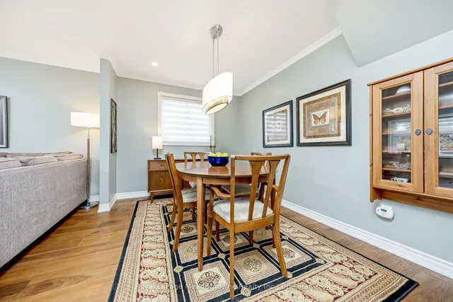 Additional property image - 738 Robertson Cres