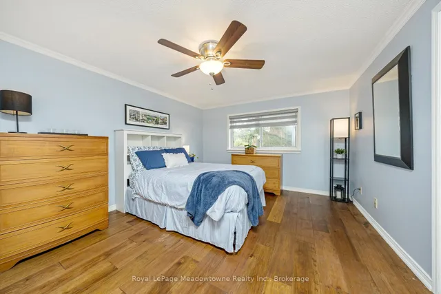 Additional property image - 738 Robertson Cres