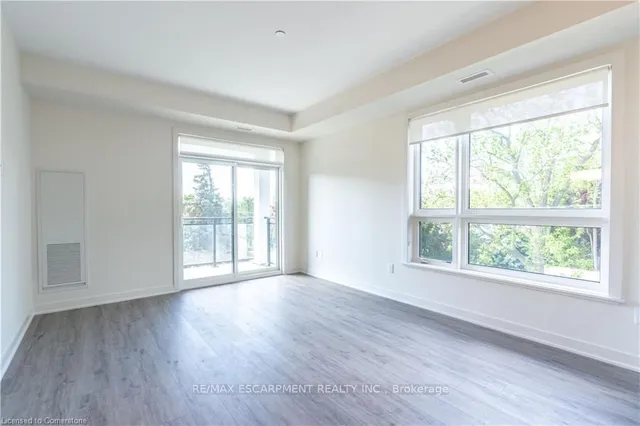 Additional property image - 320 Plains Rd Unit 306