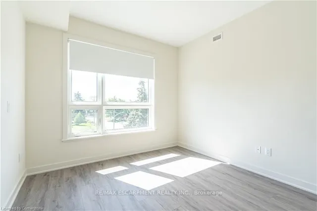 Additional property image - 320 Plains Rd Unit 306
