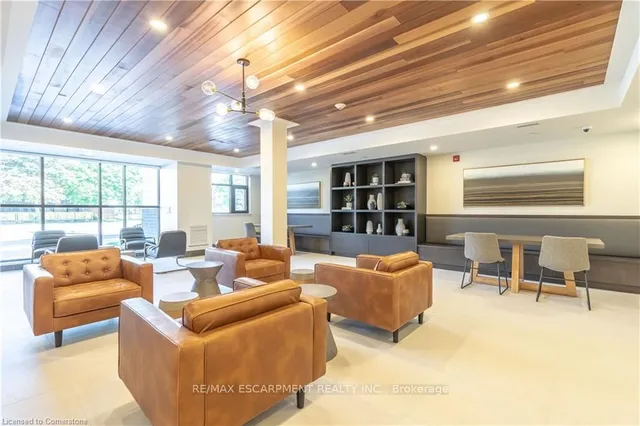 Additional property image - 320 Plains Rd Unit 306